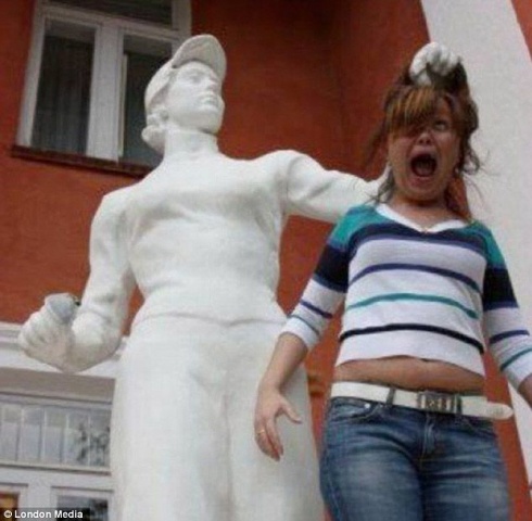 The 15 Most Extraordinary Photos With the Monuments!