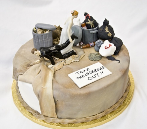 The 10 Most Strange And Funny Wedding Cake Designs Ever!