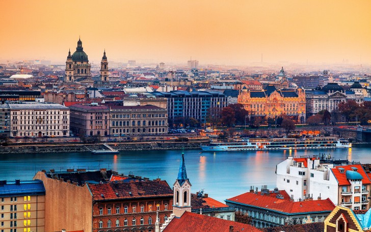 Autumn Holidays: 13 Budget Cities to Visit in Europe!
