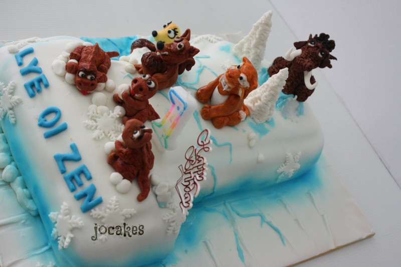 15 Creative Cakes That Look Too Good to Eat!
