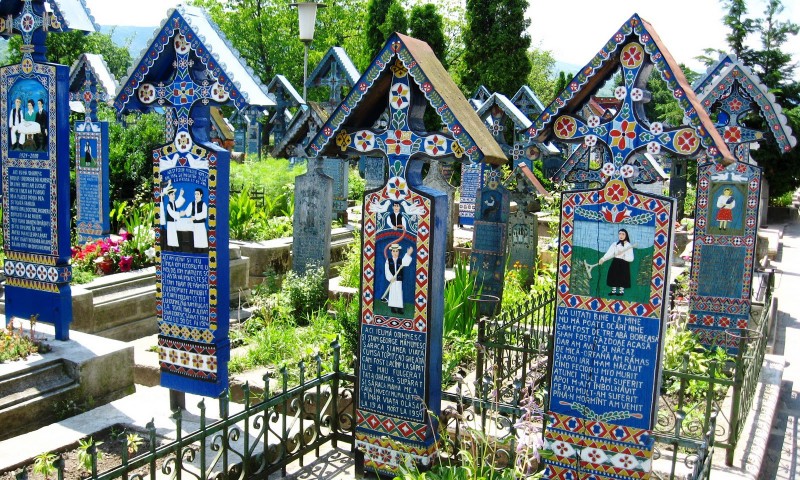 14 Cemeteries That Will Scare You Out Of Your Skin!