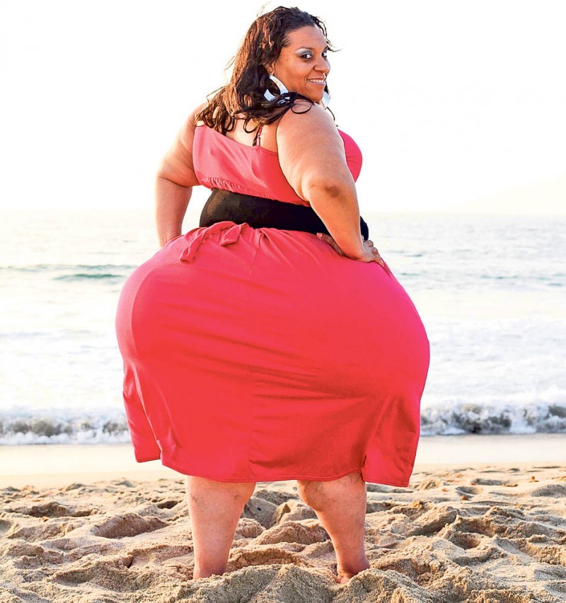 The woman with the big hips 7 Truly Extraordinary Women in the World! 