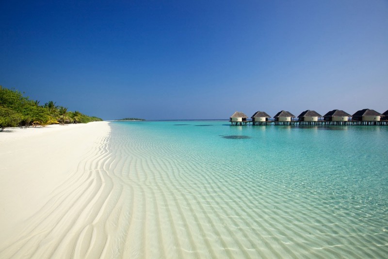 17 Destinations with the Clearest Water on Earth!