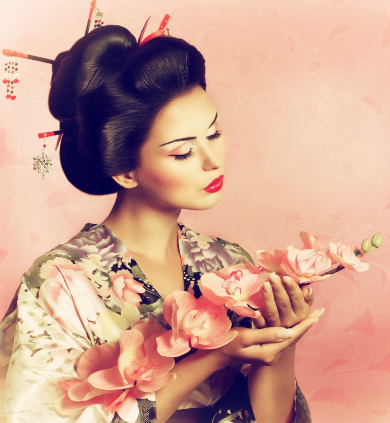 17 Fascinating Facts About Life and Traditions of Geisha!